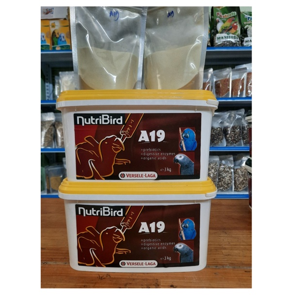 [Mã PET50 giảm 10% - tối đa 50K đơn 250K] 200g bột A19 NẮP VÀNG - TRẮNG đút cho chim non của NUTRI BIRD date mới nhất