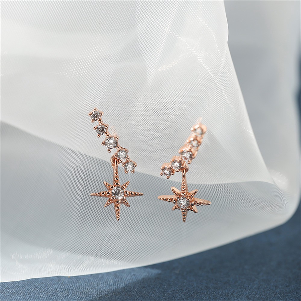 Khuyên tai hình ngôi sao đính đá phong cách Hàn Quốc sty