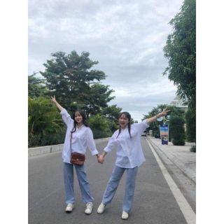 ÁO SƠ MI TRẮNG ĐUÔI TÔM CỰC XINH