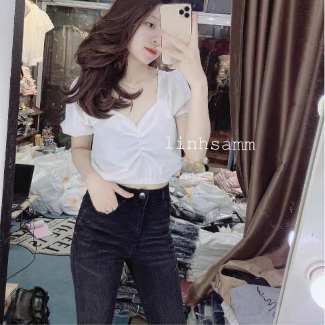 Áo cổ v rúm ngực trắng croptop xinh xắn