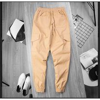 Quần kaki có bo túi hộp