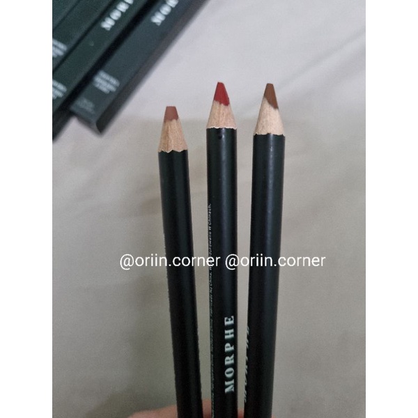 Chì kẻ môi siêu mảnh Morphe/NYX