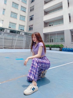 Quần culottes khoá trước kẻ hottrend
