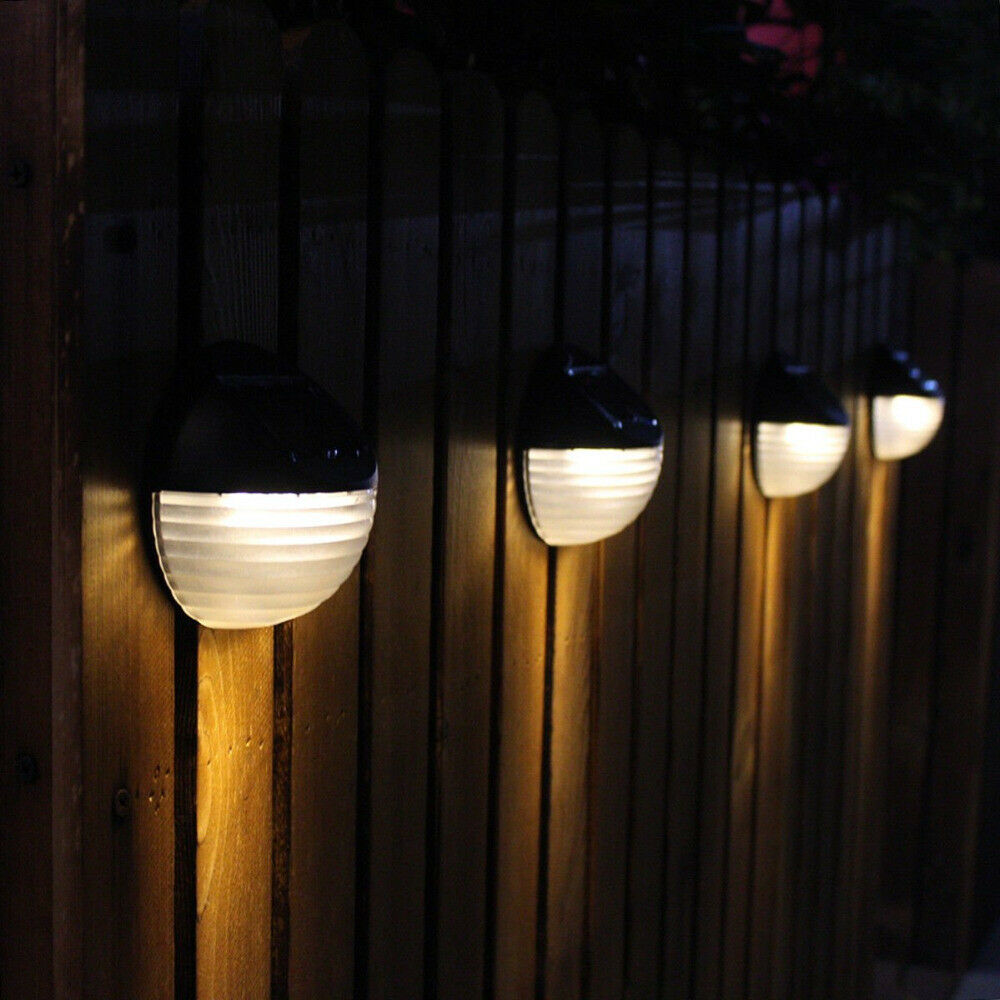 Đèn led 2 bóng gắn tường sử dụng năng lượng mặt trời