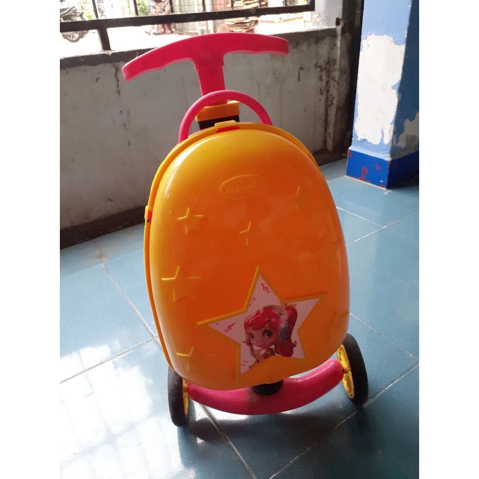 Vali xe trượt Scooter 2 in 1 Quà tặng từ Vinamilk(Shop còn màu hồng)