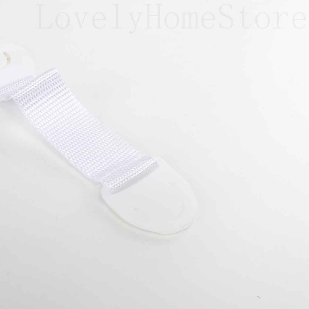 Khóa gài chặn cửa tủ an toàn tiện lợi cho bé