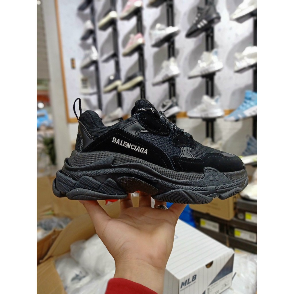 Giày Thể Thao Nam Nữ Balenciaga Triple S [HÀNG CAO CẤP]