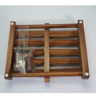 Bàn lăn gỗ massage chân 5x6