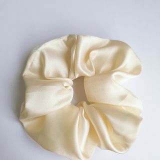 Cột tóc Scrunchies