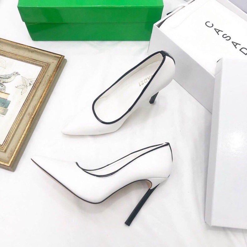 Giày cao gót viền đen cao cấp gót vát sang trọng