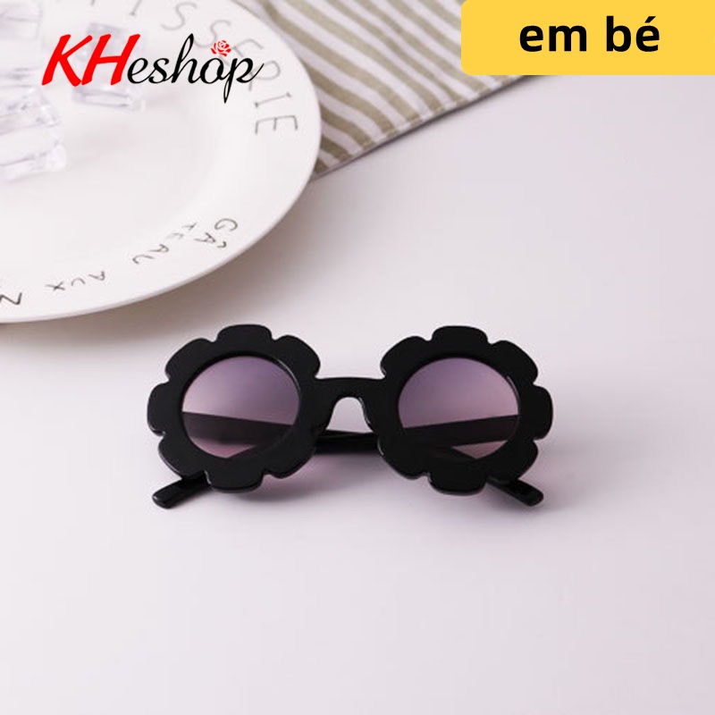 Mắt kính thời trang, kính râm cho bé 2-9 tuổi hình bông hoa mẫu mới nhất 2021, mã Y1380