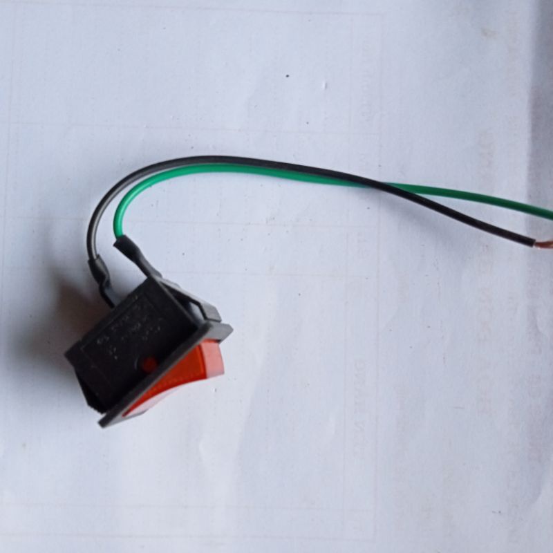 Máy bơm nước  12V/9AH và phụ kiện