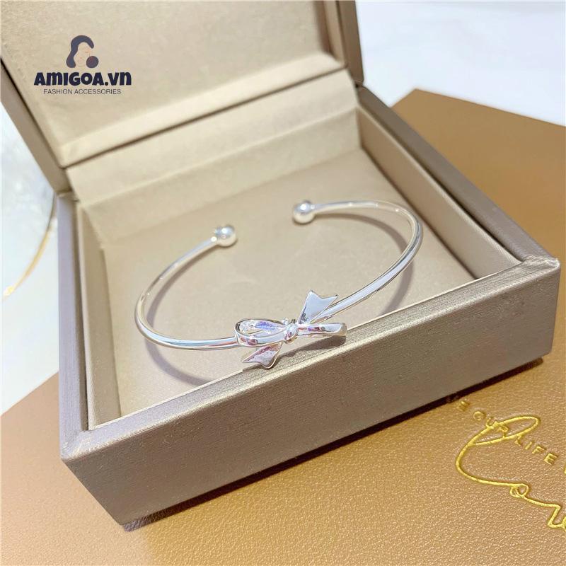 ✨✨Vòng Tay Đính Nơ Cảm Giác Chạm Cao Cấp Thiết Kế Sang Trọng Thời Trang Cho Nữ