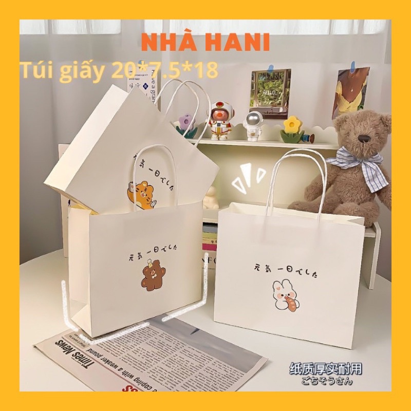 Túi Giấy Đựng Quà Có Quai Xách Hình Gấu Cute