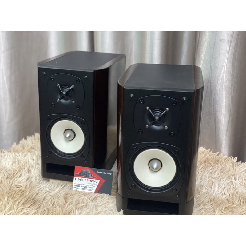 Loa bookshelf onkyo D-112EXT