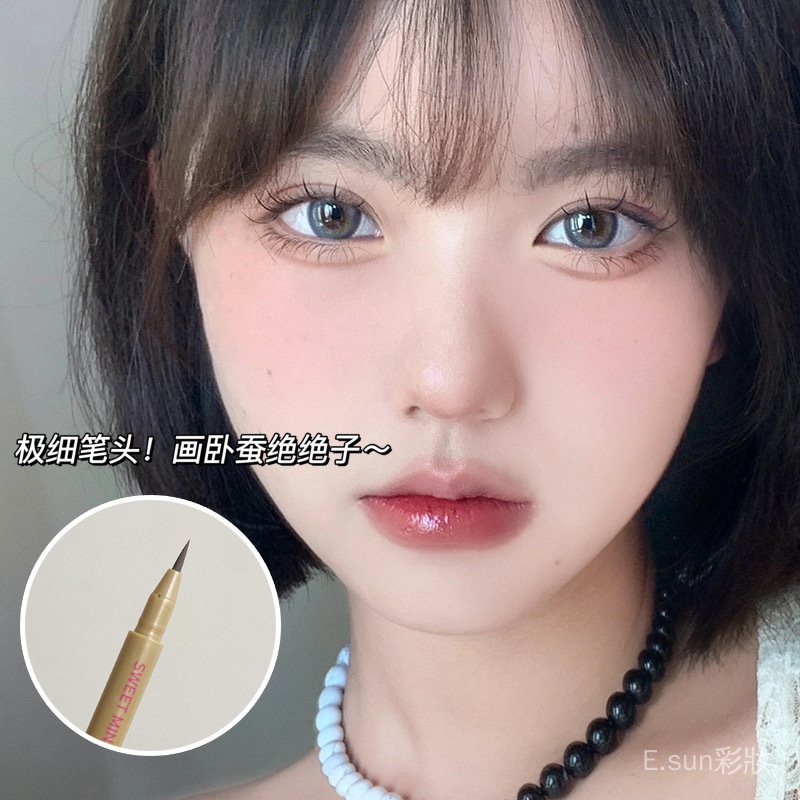 Phấn Mắt Dạng Lỏng Màu Bạc Hà Ngọt Ngào Trang Điểm Làm Sáng Da | BigBuy360 - bigbuy360.vn