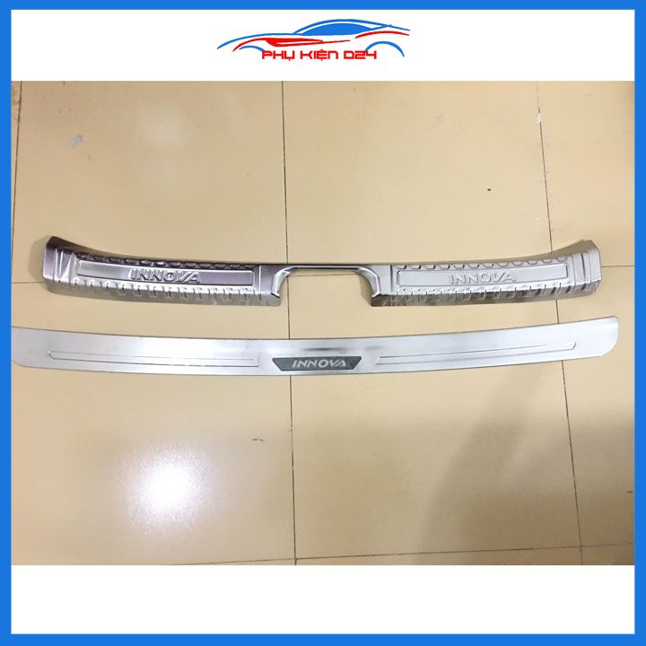 Ốp chống trầy cốp trong ngoài cho xe Innova 2017-2018-2019-2020-2021 2022 2023 màu INOX bảo vệ trang trí xe