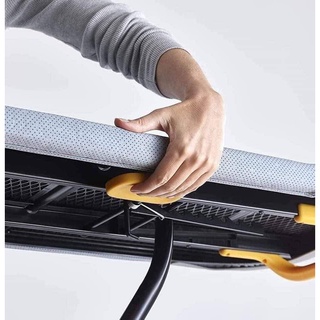 Cầu là Joseph Joseph 50005 và 50006