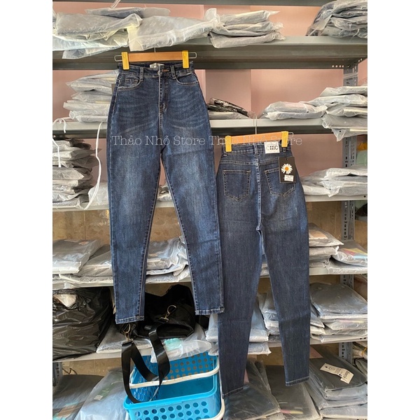 quần jean lưng siêu cao mạc chic (hình thật shop Thảo Nhỏ Store chụp )