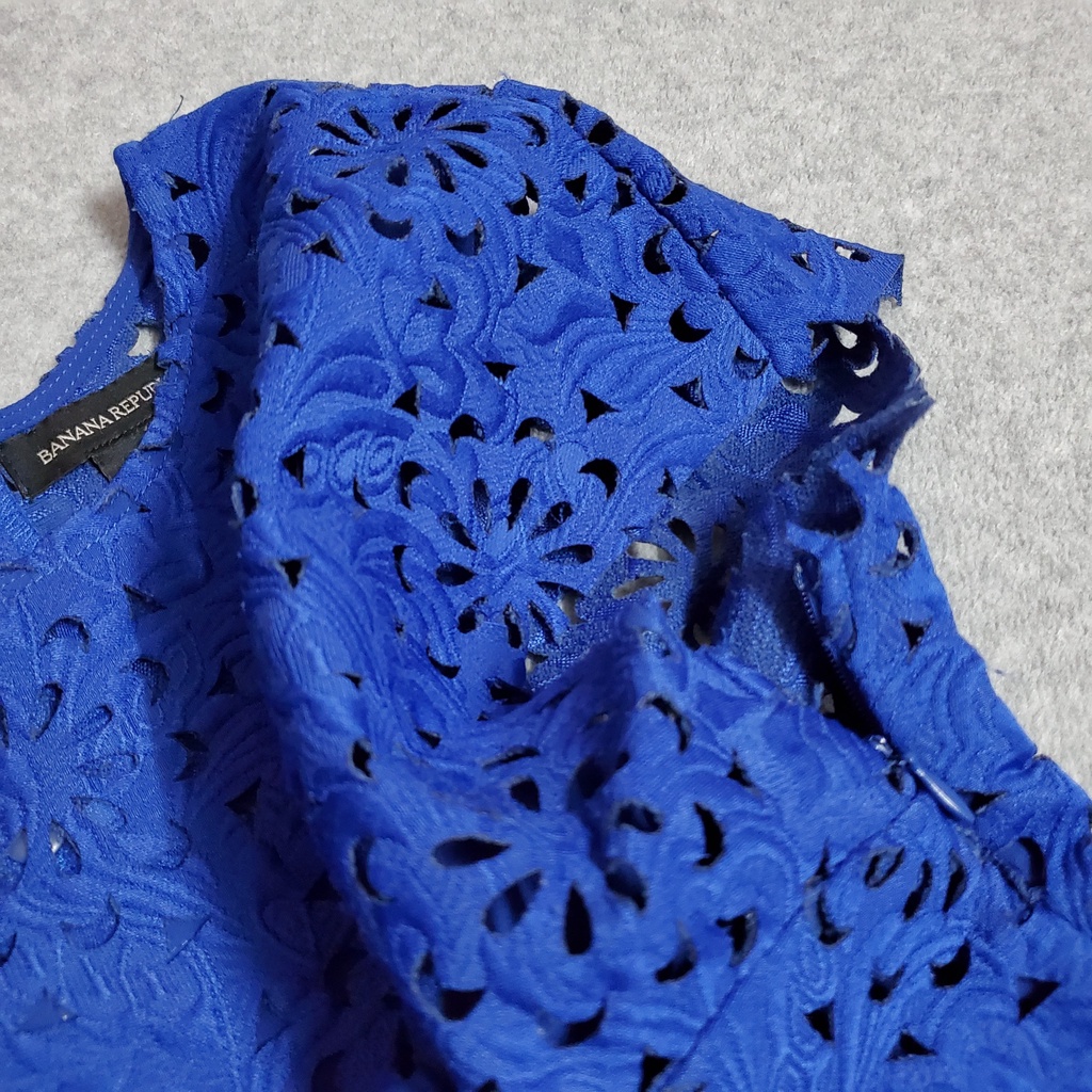 Đầm ren dáng suông Banana Republic 951028