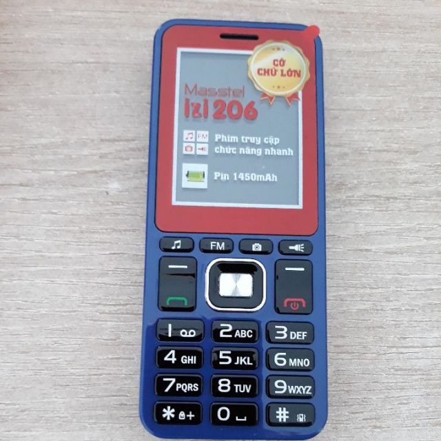 Điện thoại Masstel izi 206 _ cỡ chữ lớn
