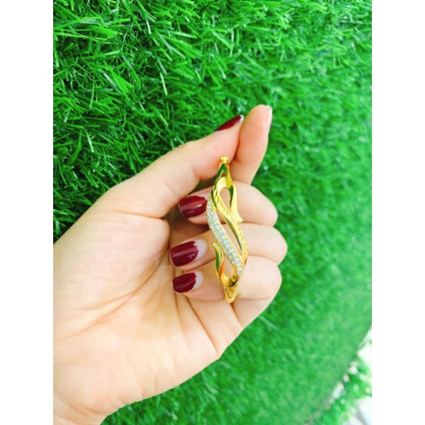 Lắc tay cứng vàng 6k