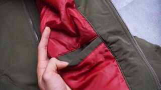 Áo khoác phao nhẹ bomber