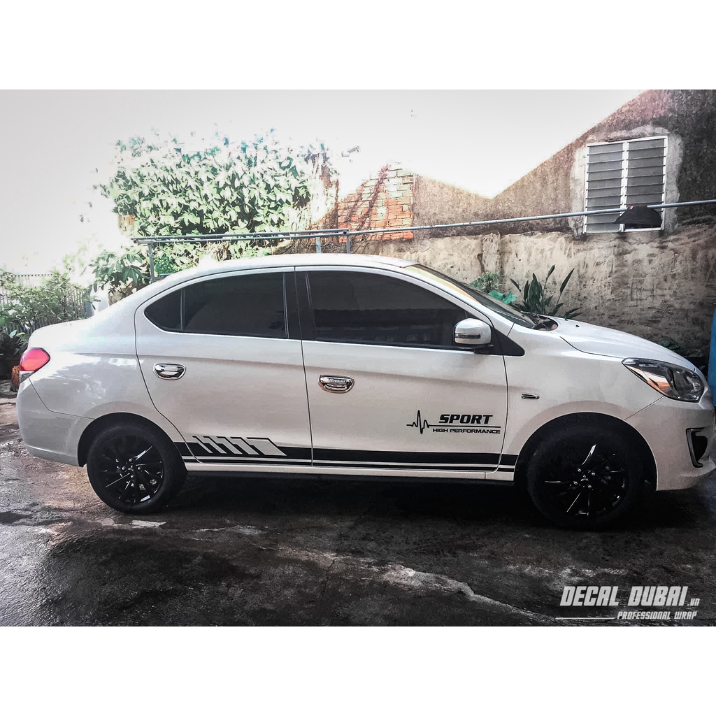 DecalDubai_Tem dán xe Attrage phong cách thể thao_Tặng Logo Mitshubishi
