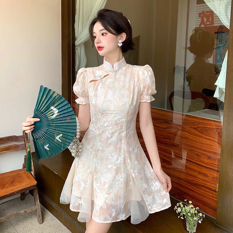 Đầm Sườn Xám Xẻ Tà Dáng Ôm Phong Cách Trung Hoa Sang Trọng