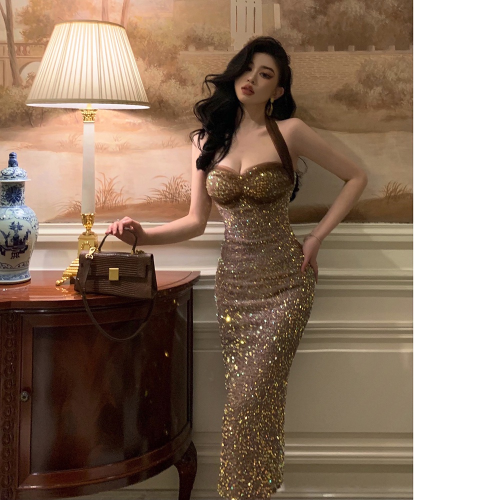 Đầm Hai Dây Ôm Eo Đính Kim Sa Phong Cách Gợi Cảm Hàng Mới Dành Cho Bạn Nữ