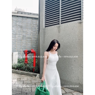 Đầm maxi hở lưng dáng dài