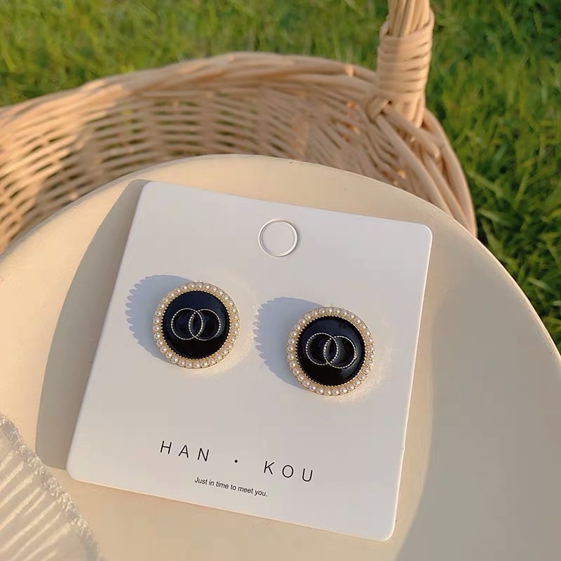 Hoa tai cổ điển tròn retro thập niên 90 - Maben