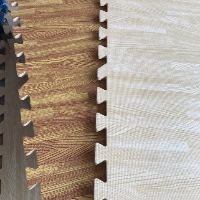 Thảm xốp vân gổ  60*60