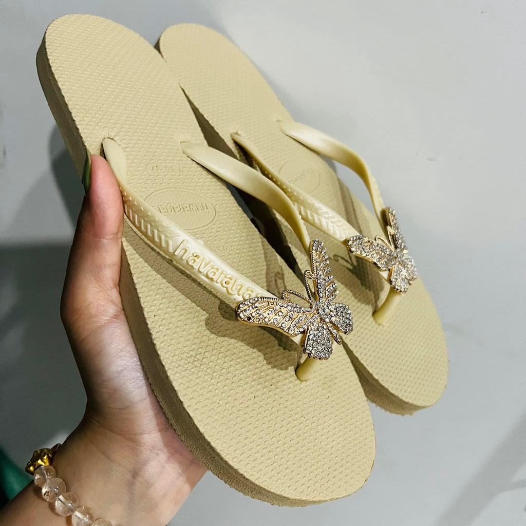 Dép Lào/Dép kẹp xốp Thái Lan Havaianas ép kèm charm ĐÁ Chất Liệu Cao Su a62