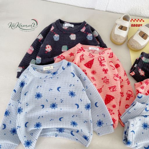 Set quần áo dài tay vai rơi cổ viền (KM22-1ST241) Kakummi