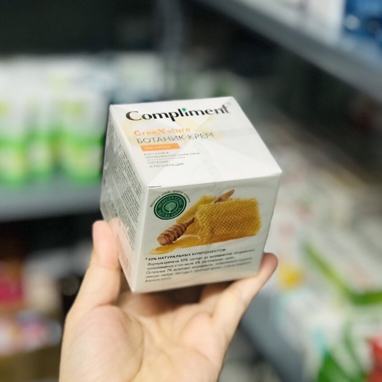Kem dưỡng ẩm Compliment mật ong Manuka tái tạo da khô, mất nước | BigBuy360 - bigbuy360.vn