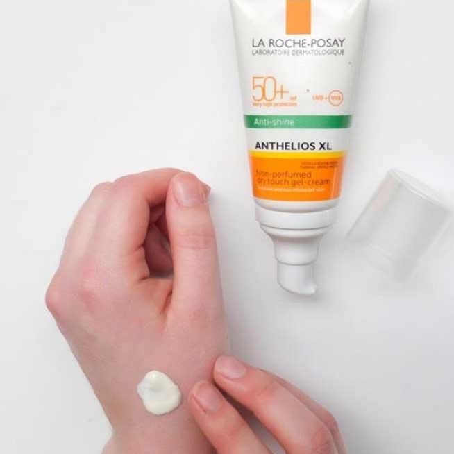 Kem Chống Nắng Laroche Posay Anthelios XL Anti Shine vạch xanh 50 ml
