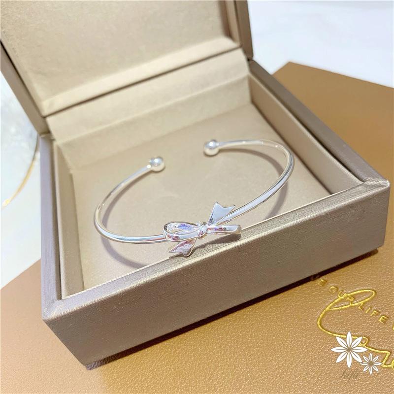 Vòng Đeo Tay Bạc Đính Nơ Ngọt Ngào Dễ Thương Làm Quà Tặng Cho Bạn Gái/ Bạn Gái