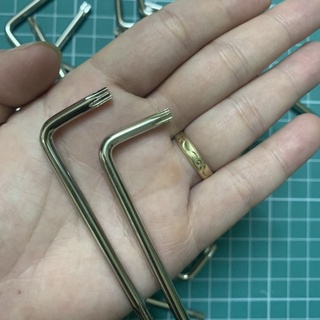 Lục giác vặn ốc titan 2 đầu