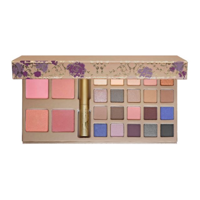 Màu mắt Stila A Whole Lot Of Love Gift Set