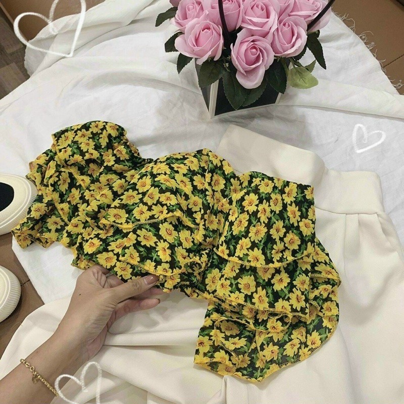 set quần suông trắng áo crotop hoa