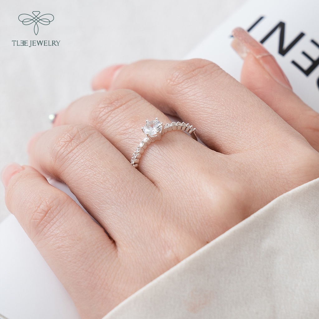 Nhẫn bạc nữ TLEE ổ tròn 6 chấu phối viền 14 viên đá sang trọng NCJ A0193