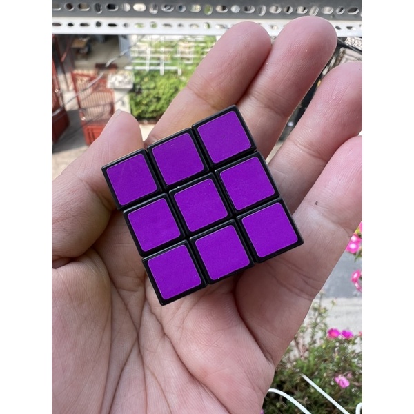 Đồ chơi Rubik giảm căng thẳng