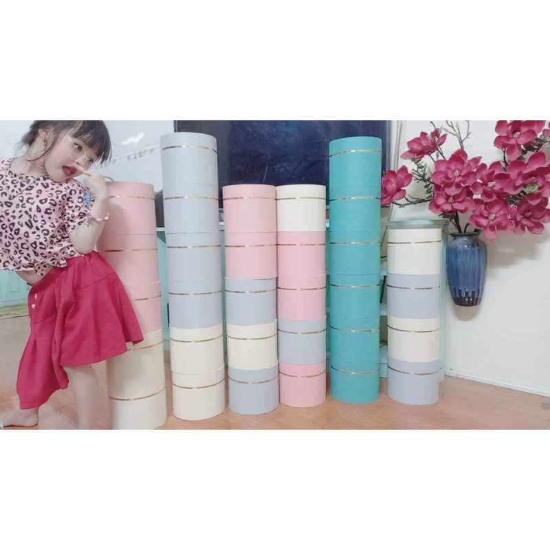Hộp trụ tròn , ô van, cắm hoa tưoi, hoa giả , giỏ quà, bánh kẹo, đáy gỗ có chế sẵn dây buộc xốp