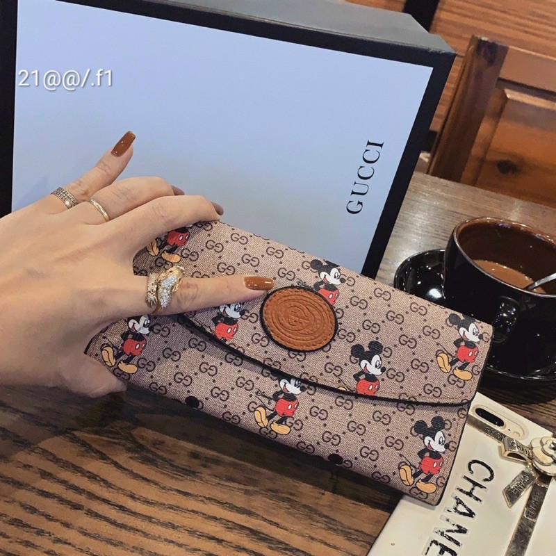 Ví ngang cầm tay Gucci mickey