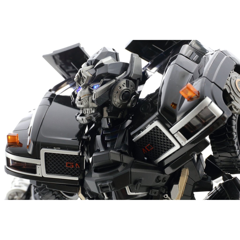 Mô hình robot transformer Ironhide BMB LS09 - AW01(chuyển đổi thành xe bán tải)