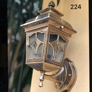 Đèn Gắn Tường Ngoại Thất Mã 224