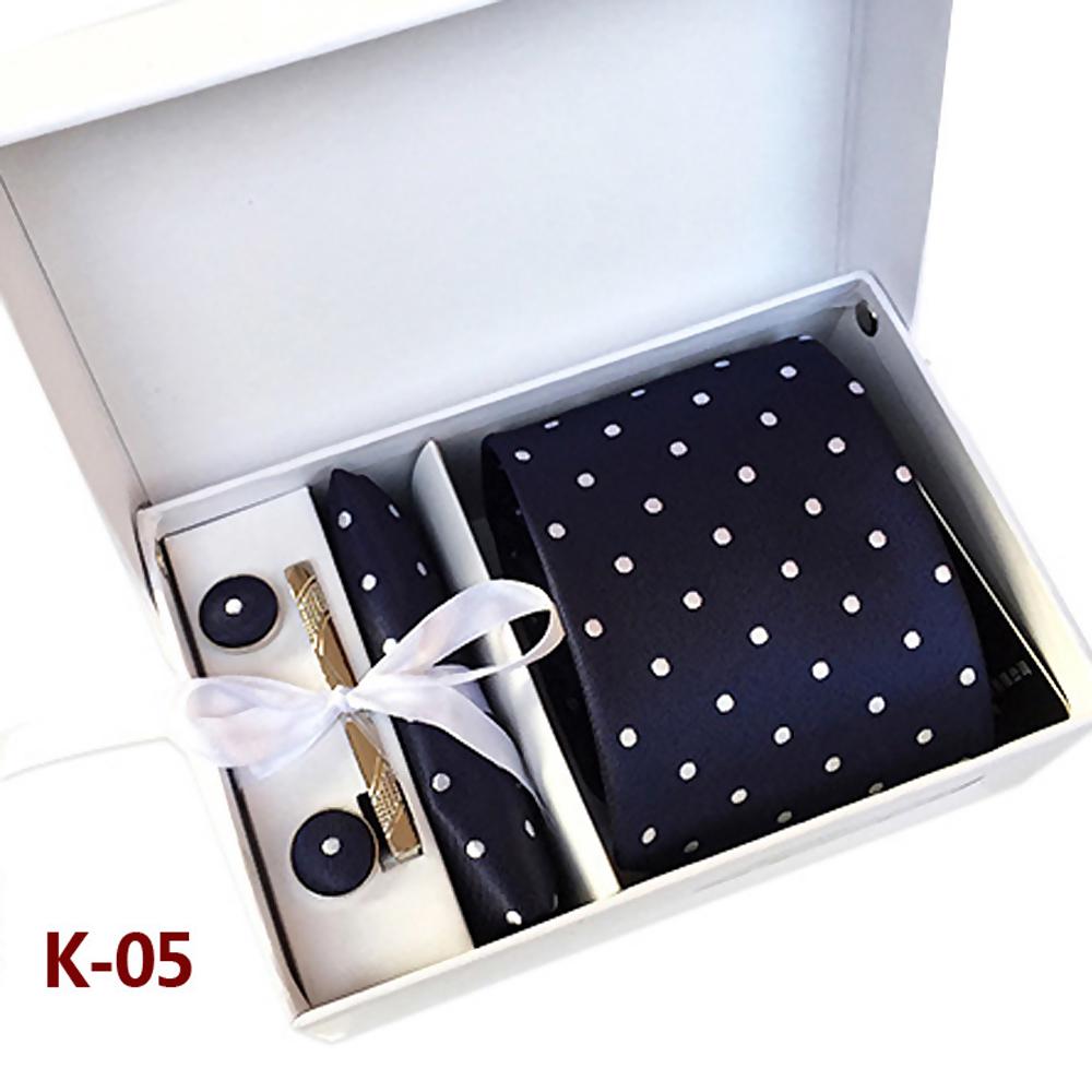 Set cà vạt kèm kẹp và khăn tay có hộp đựng sang trọng cho nam