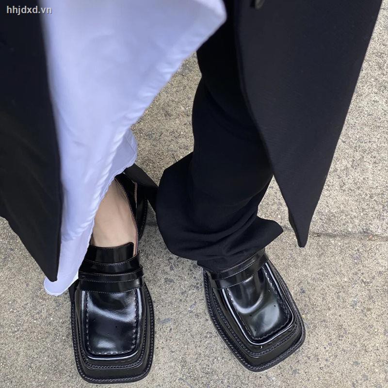 Giày Đế Xuồng Mũi Vuông Màu Đen Phong Cách Cổ Điển Anh Quốc 2020 Cho Nữ