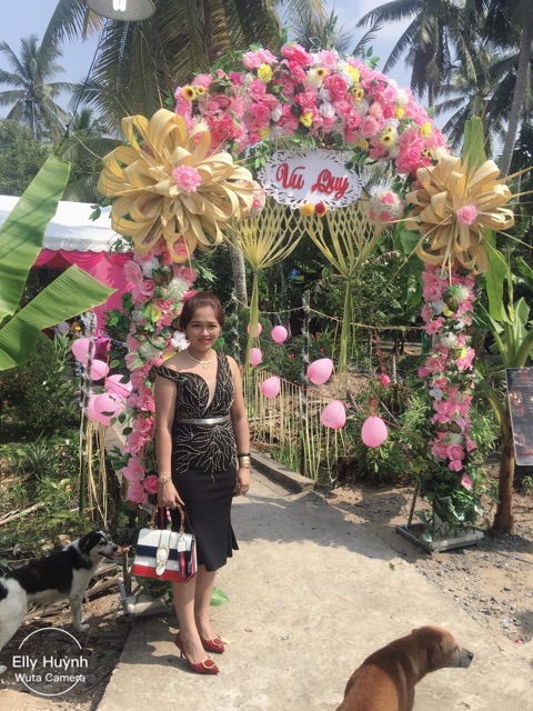 Ảnh thật_ Đầm body kết cườm trễ vai sang trọng | BigBuy360 - bigbuy360.vn